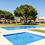 Villa Vivenda Em Marina Tenis Academy *