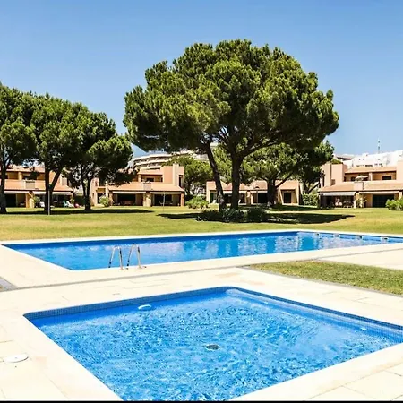 Villa Vivenda Em Marina Tenis Academy *