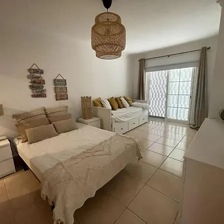 Βίλα Vivenda Em Marina Tenis Academy *