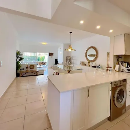 Vivenda Em Marina Tenis Academy Βίλα Βιλαμούρα