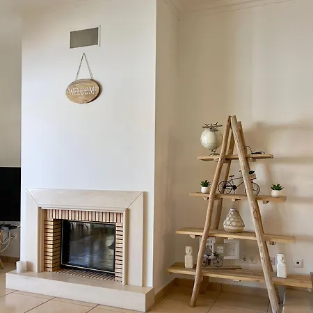 Vivenda Em Marina Tenis Academy * Βιλαμούρα