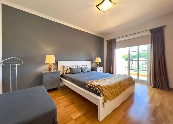 Vivenda Em Marina Tenis Academy 别墅 *