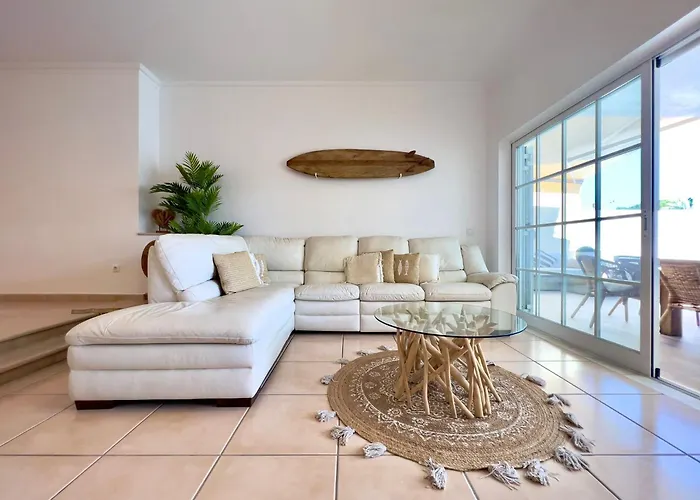 Vivenda Em Marina Tenis Academy 维拉摩拉