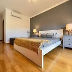 Vivenda Em Marina Tenis Academy * Виламура